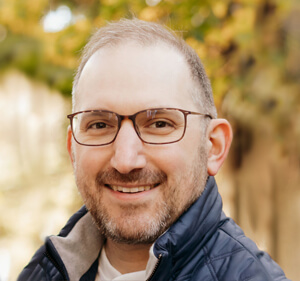 meet dr alexander apple